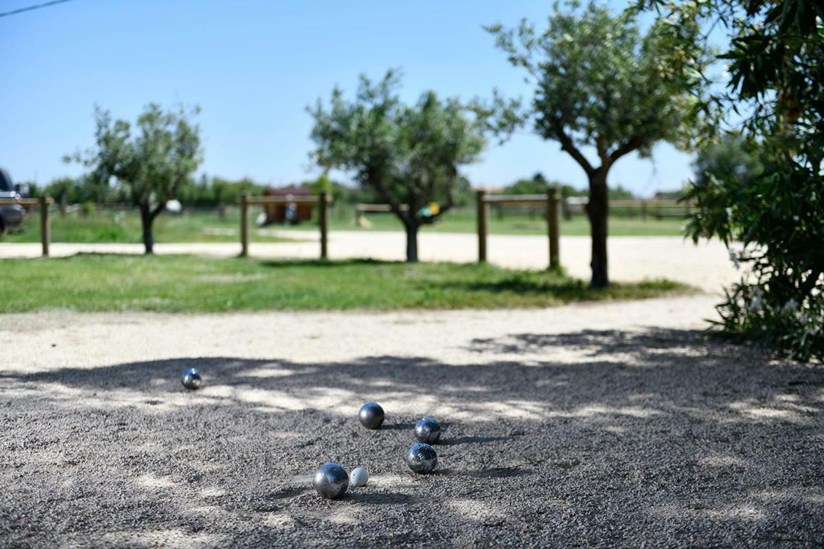 Mas Trinita Gite Equestre En Camargue Arles Exteriér fotografie